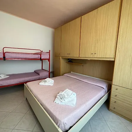Affittacamere I Gigli Di Mare Marina Di Bibbona Exterior foto